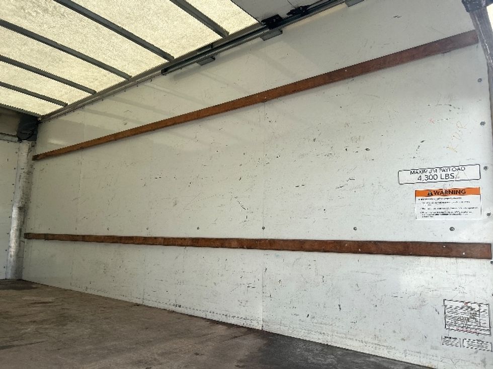 Light Duty Box Truck-Light and Medium Duty Trucks-GMC-2021-Savana G33903-East Chicago-IN-90,066\n\t\tmiles-$ 28,000 - Image 10