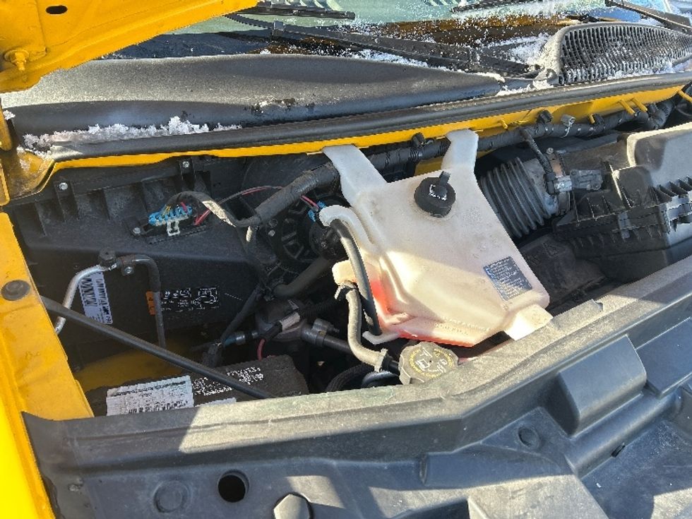 Light Duty Box Truck-Light and Medium Duty Trucks-GMC-2021-Savana G33903-East Chicago-IN-90,066\n\t\tmiles-$ 28,000 - Image 20