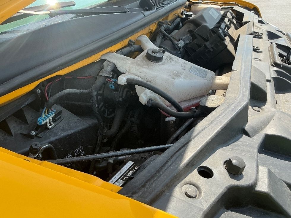 Light Duty Box Truck-Light and Medium Duty Trucks-GMC-2021-Savana G33903-East Chicago-IN-91,189\n\t\tmiles-$ 28,000 - Image 24