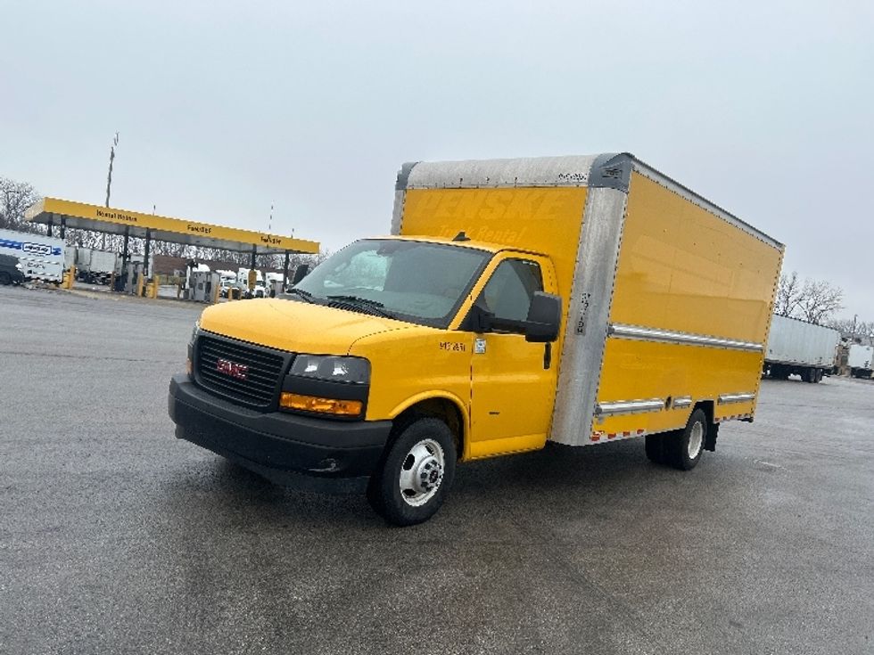 Light Duty Box Truck-Light and Medium Duty Trucks-GMC-2021-Savana G33903-East Chicago-IN-91,189\n\t\tmiles-$ 28,000 - Image 3