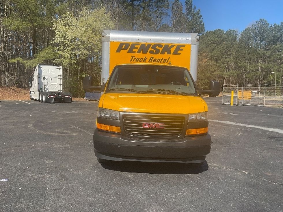 Light Duty Box Truck-Light and Medium Duty Trucks-GMC-2021-Savana G33903-East Chicago-IN-94,980\n\t\tmiles-$ 27,500 - Image 2