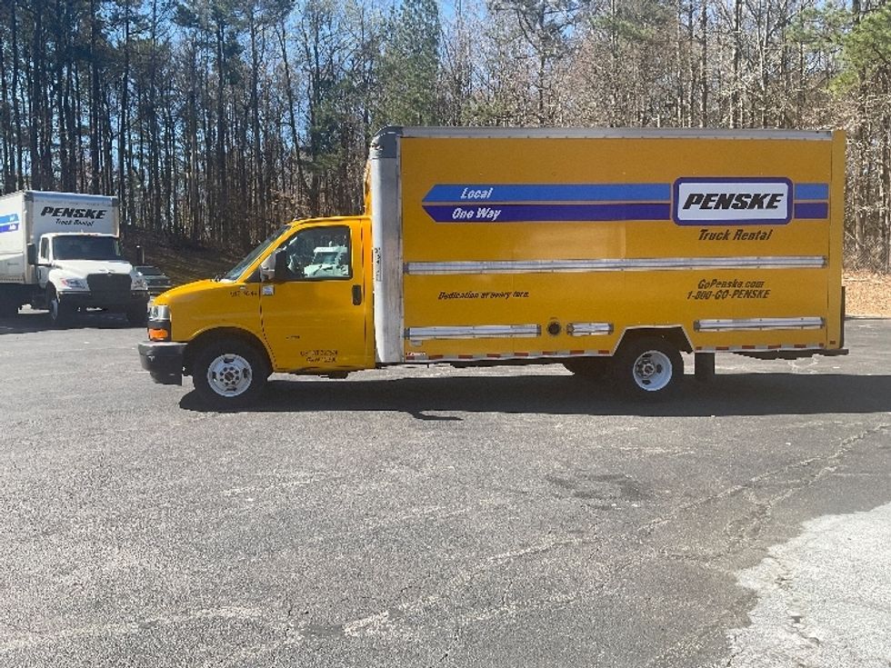 Light Duty Box Truck-Light and Medium Duty Trucks-GMC-2021-Savana G33903-East Chicago-IN-94,980\n\t\tmiles-$ 27,500 - Image 4