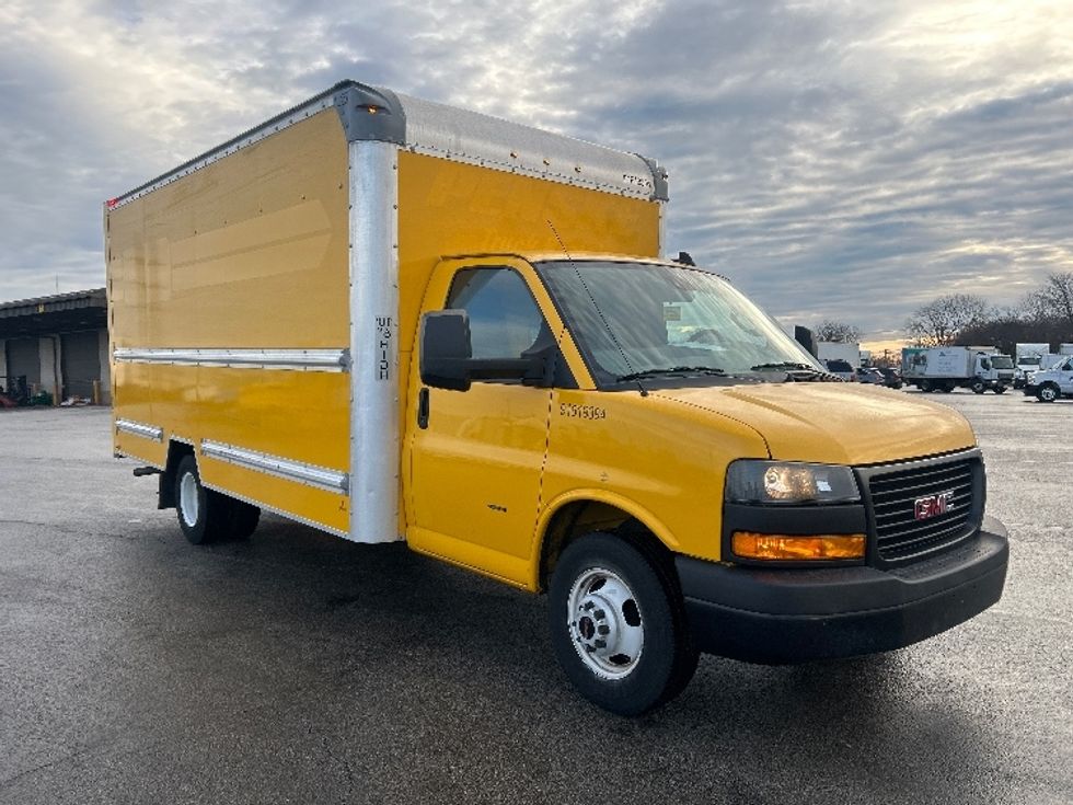 Light Duty Box Truck-Light and Medium Duty Trucks-GMC-2021-Savana G33903-East Chicago-IN-96,087\n\t\tmiles-$ 27,250 - Image 1