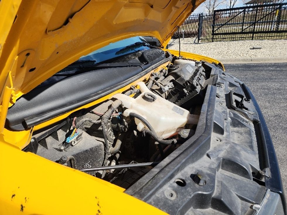 Light Duty Box Truck-Light and Medium Duty Trucks-GMC-2021-Savana G33903-East Chicago-IN-96,087\n\t\tmiles-$ 27,250 - Image 23