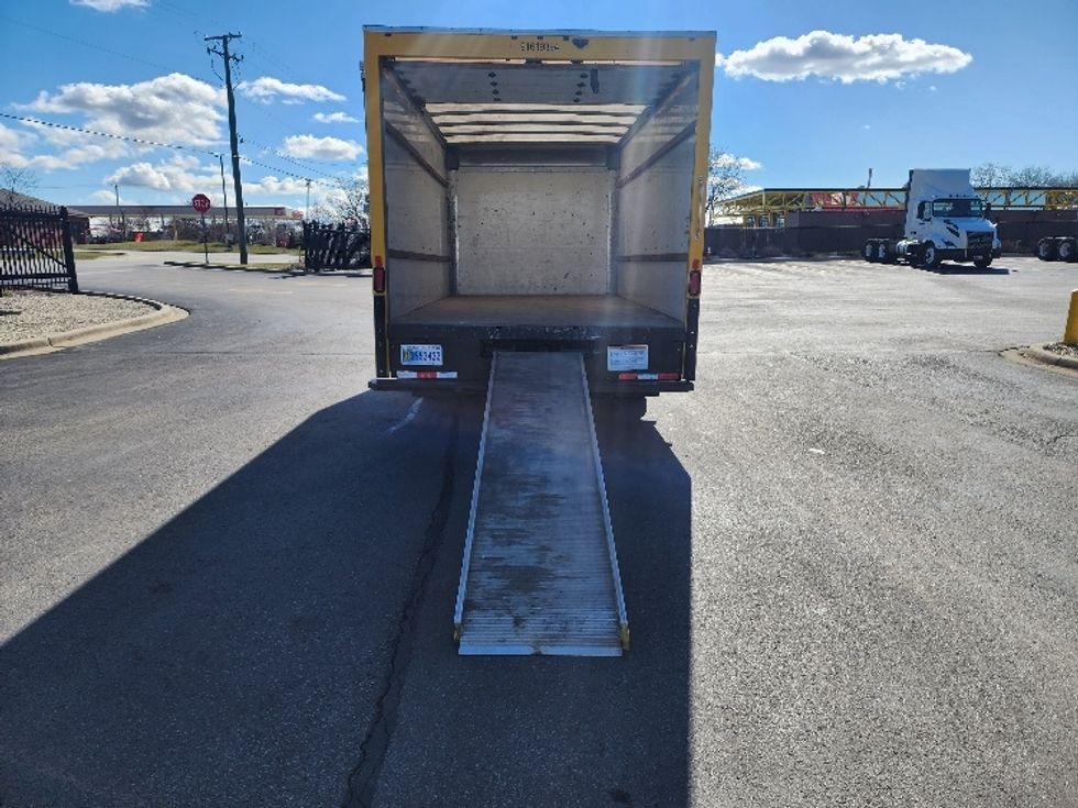Light Duty Box Truck-Light and Medium Duty Trucks-GMC-2021-Savana G33903-East Chicago-IN-96,087\n\t\tmiles-$ 27,250 - Image 9
