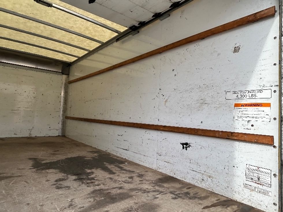 Light Duty Box Truck-Light and Medium Duty Trucks-GMC-2021-Savana G33903-East Chicago-IN-96,462\n\t\tmiles-$ 27,250 - Image 10