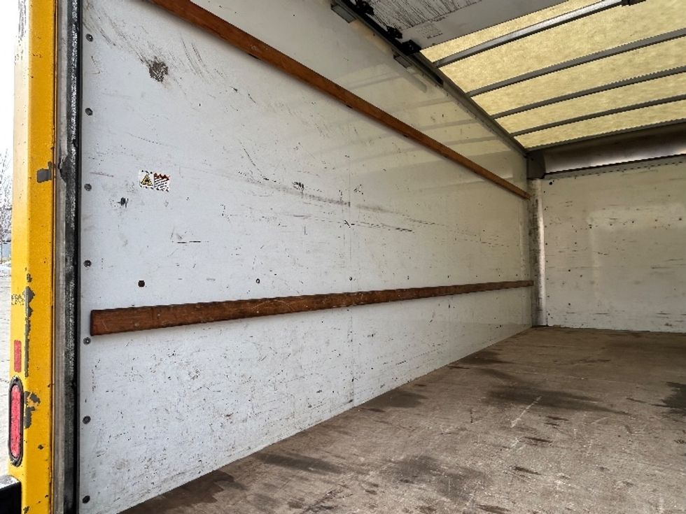 Light Duty Box Truck-Light and Medium Duty Trucks-GMC-2021-Savana G33903-East Chicago-IN-96,462\n\t\tmiles-$ 27,250 - Image 9