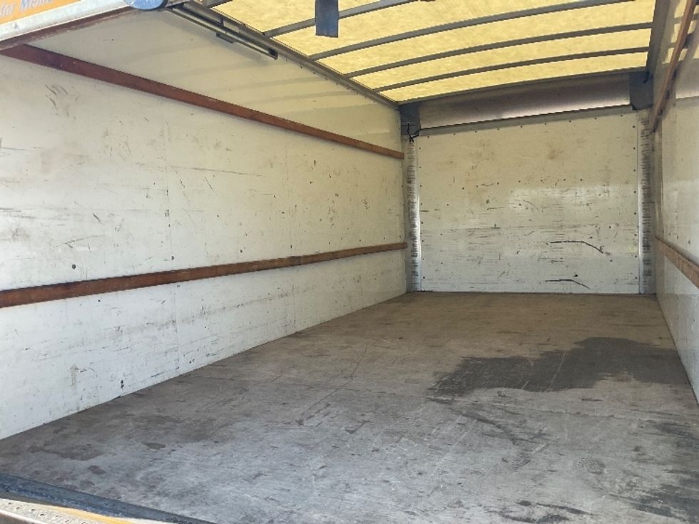 Light Duty Box Truck-Light and Medium Duty Trucks-GMC-2021-Savana G33903-East Chicago-IN-96,606\n\t\tmiles-$ 27,250 - Image 10