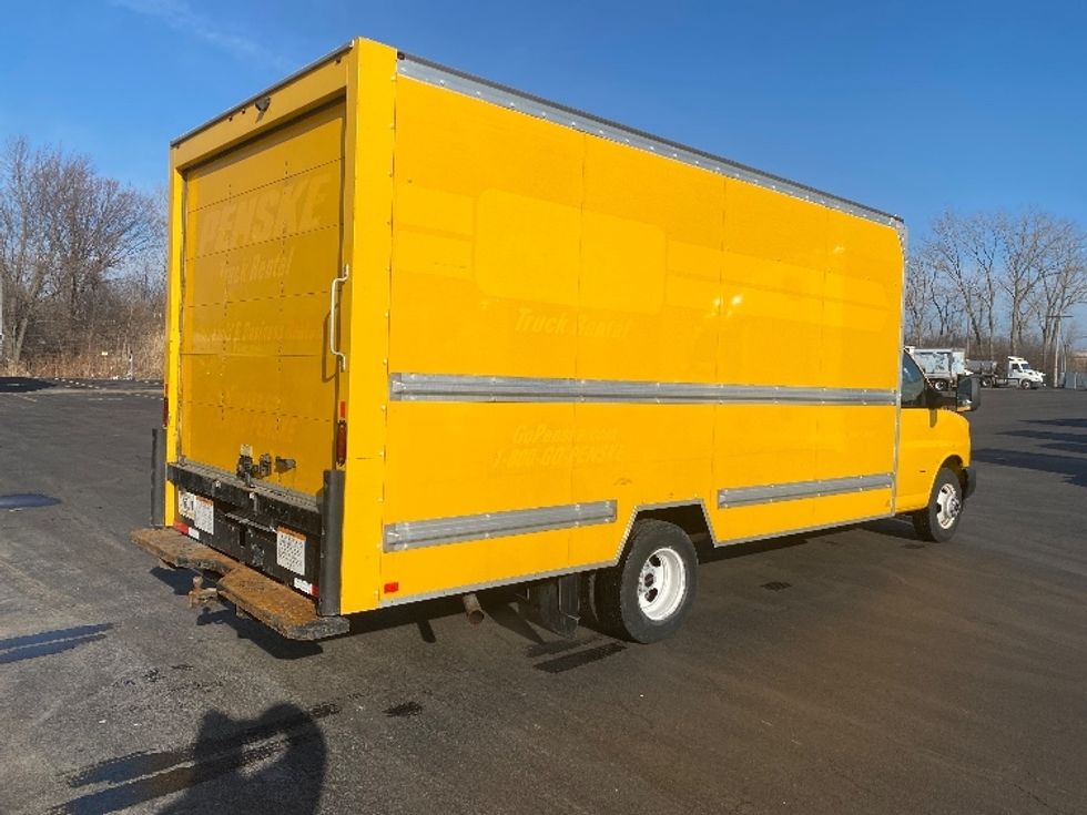 Light Duty Box Truck-Light and Medium Duty Trucks-GMC-2021-Savana G33903-East Chicago-IN-96,606\n\t\tmiles-$ 27,250 - Image 12