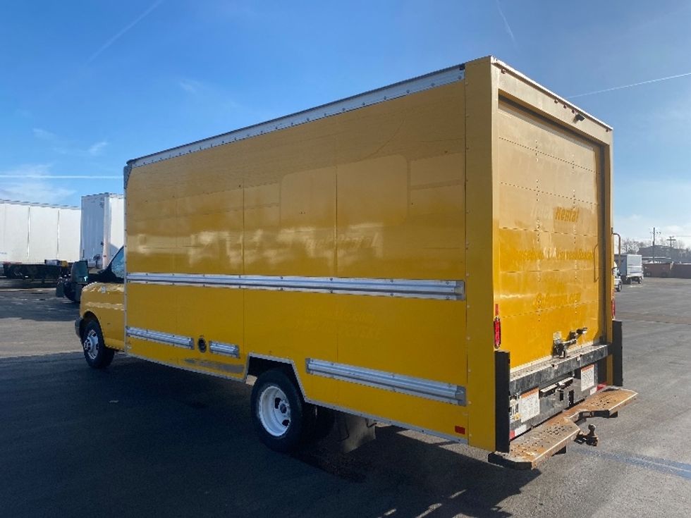 Light Duty Box Truck-Light and Medium Duty Trucks-GMC-2021-Savana G33903-East Chicago-IN-96,606\n\t\tmiles-$ 27,250 - Image 6