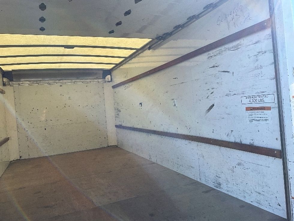 Light Duty Box Truck-Light and Medium Duty Trucks-GMC-2021-Savana G33903-Eden-MD-92,838\n\t\tmiles-$ 29,250 - Image 12