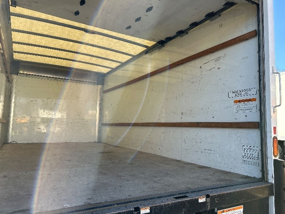 Light Duty Box Truck-Light and Medium Duty Trucks-GMC-2021-Savana G33903-Edison-NJ-86,018\n\t\tmiles-$ 30,500 - Image 12