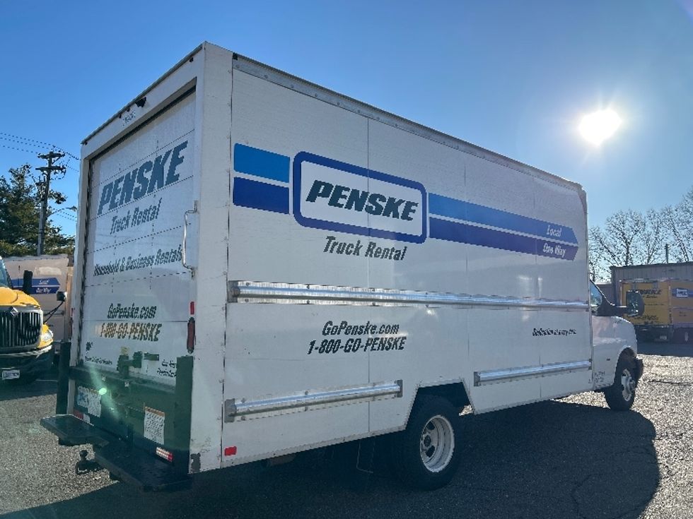 Light Duty Box Truck-Light and Medium Duty Trucks-GMC-2021-Savana G33903-Edison-NJ-86,018\n\t\tmiles-$ 30,500 - Image 13