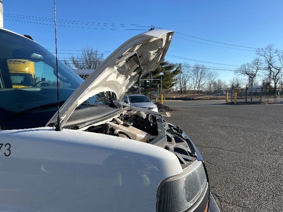 Light Duty Box Truck-Light and Medium Duty Trucks-GMC-2021-Savana G33903-Edison-NJ-86,018\n\t\tmiles-$ 30,500 - Image 23