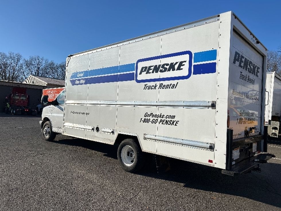 Light Duty Box Truck-Light and Medium Duty Trucks-GMC-2021-Savana G33903-Edison-NJ-86,018\n\t\tmiles-$ 30,500 - Image 6