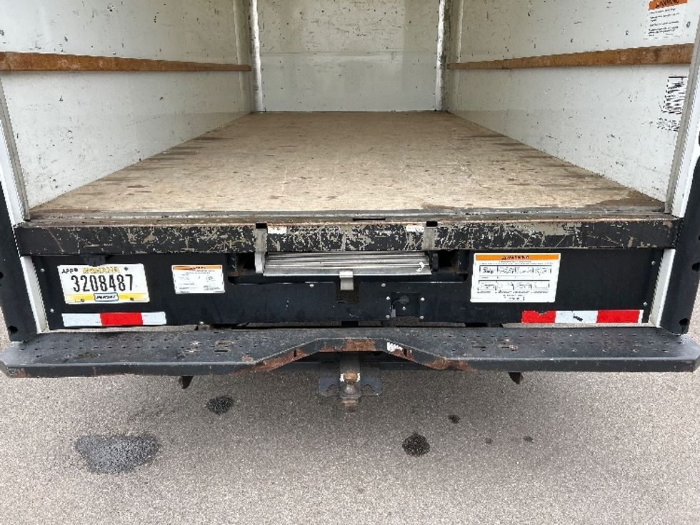 Light Duty Box Truck-Light and Medium Duty Trucks-GMC-2021-Savana G33903-El Centro-CA-110,366\n\t\tmiles-$ 29,500 - Image 10