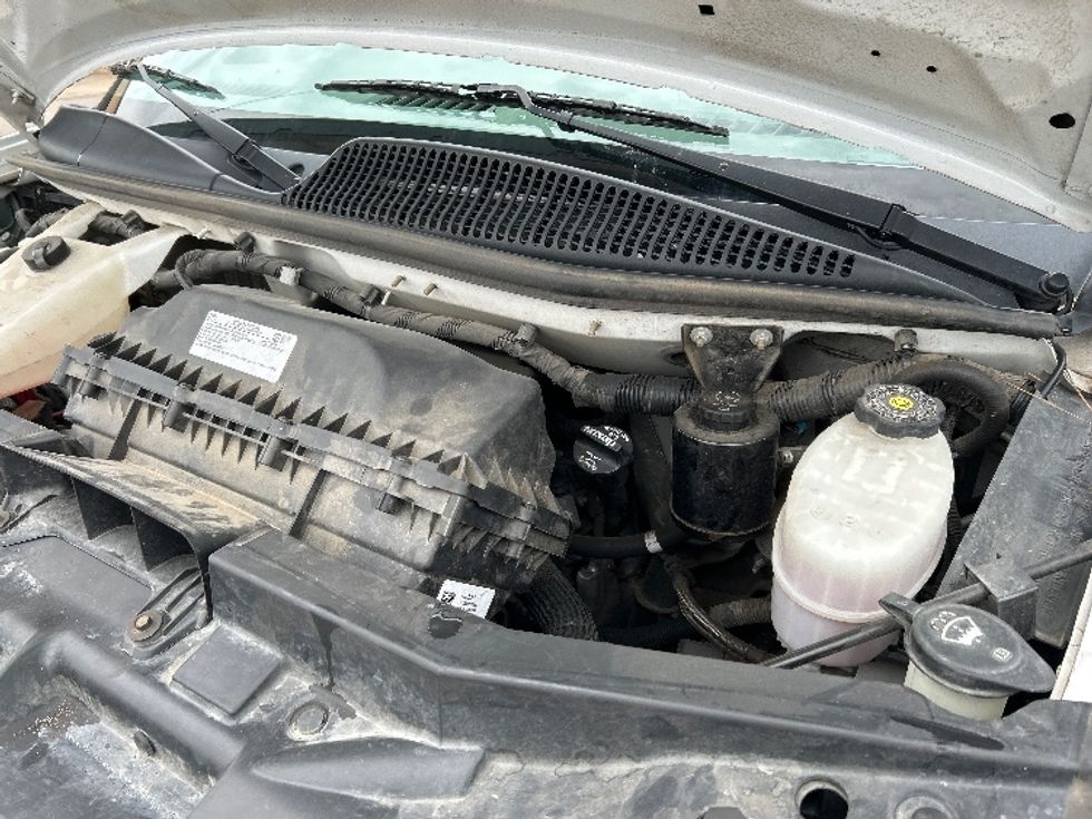 Light Duty Box Truck-Light and Medium Duty Trucks-GMC-2021-Savana G33903-El Centro-CA-110,366\n\t\tmiles-$ 29,500 - Image 23