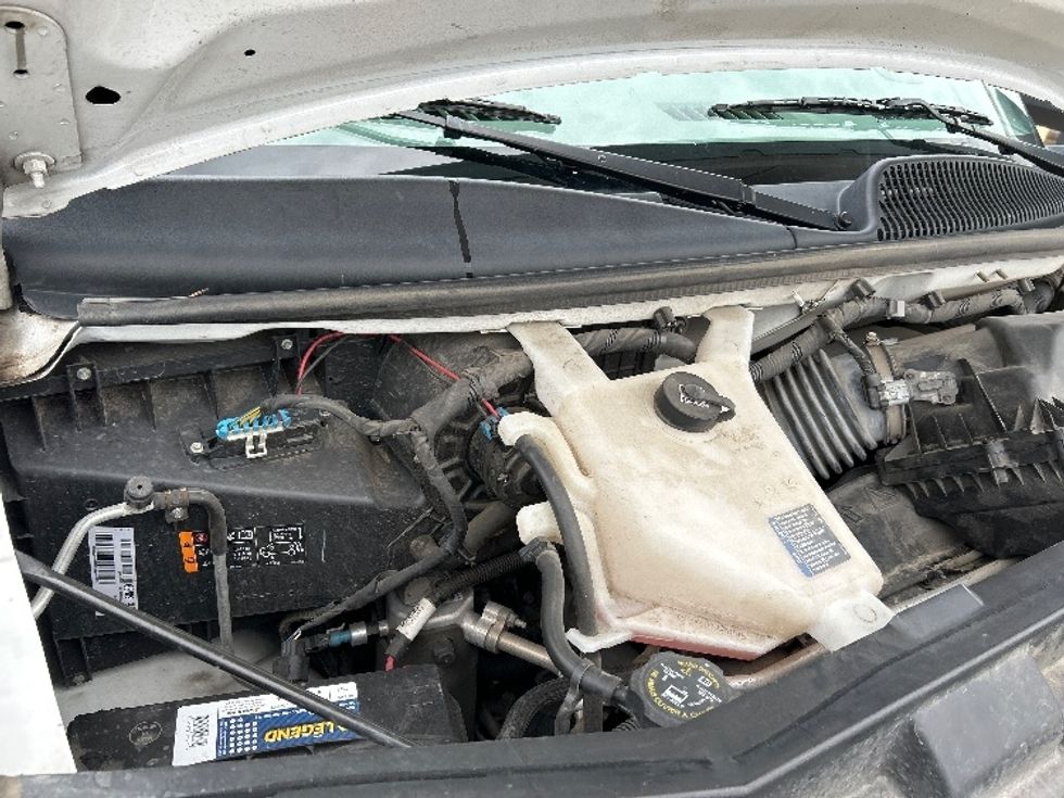 Light Duty Box Truck-Light and Medium Duty Trucks-GMC-2021-Savana G33903-El Centro-CA-110,366\n\t\tmiles-$ 29,500 - Image 24