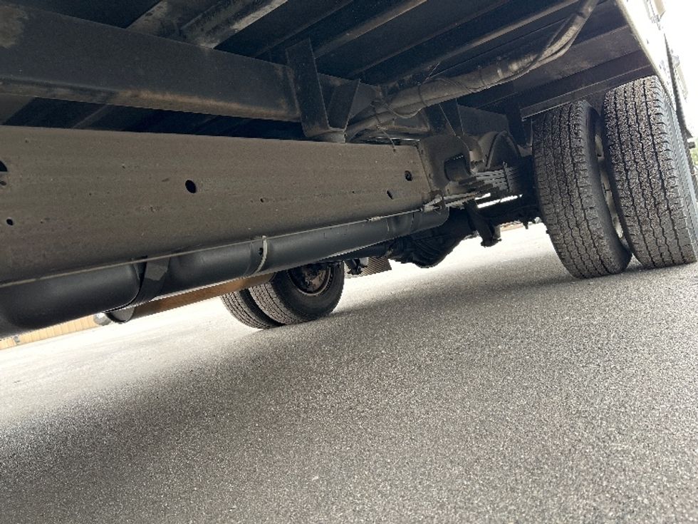 Light Duty Box Truck-Light and Medium Duty Trucks-GMC-2021-Savana G33903-El Centro-CA-110,366\n\t\tmiles-$ 29,500 - Image 5