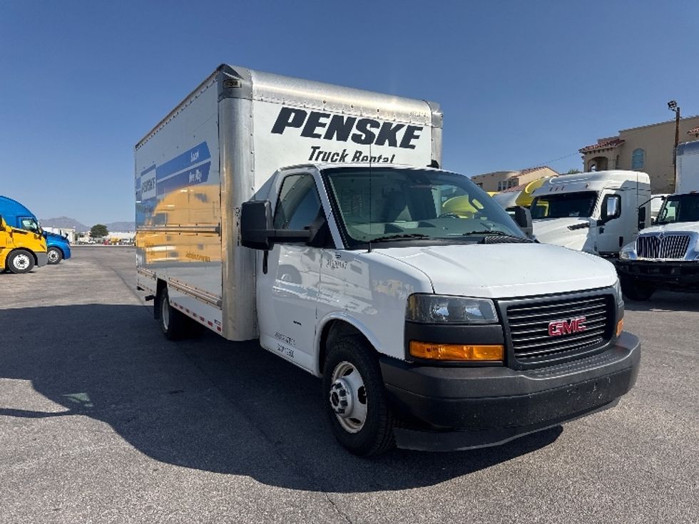 Light Duty Box Truck-Light and Medium Duty Trucks-GMC-2021-Savana G33903-El Paso-TX-100,678\n\t\tmiles-$ 28,750 - Image 1