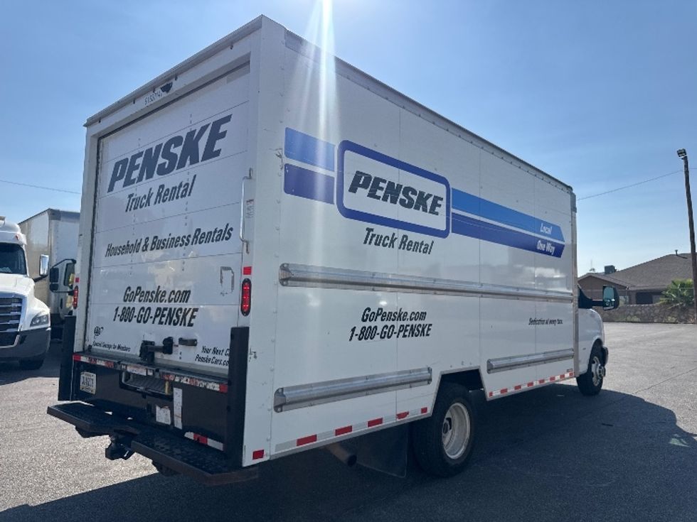Light Duty Box Truck-Light and Medium Duty Trucks-GMC-2021-Savana G33903-El Paso-TX-100,678\n\t\tmiles-$ 28,750 - Image 12