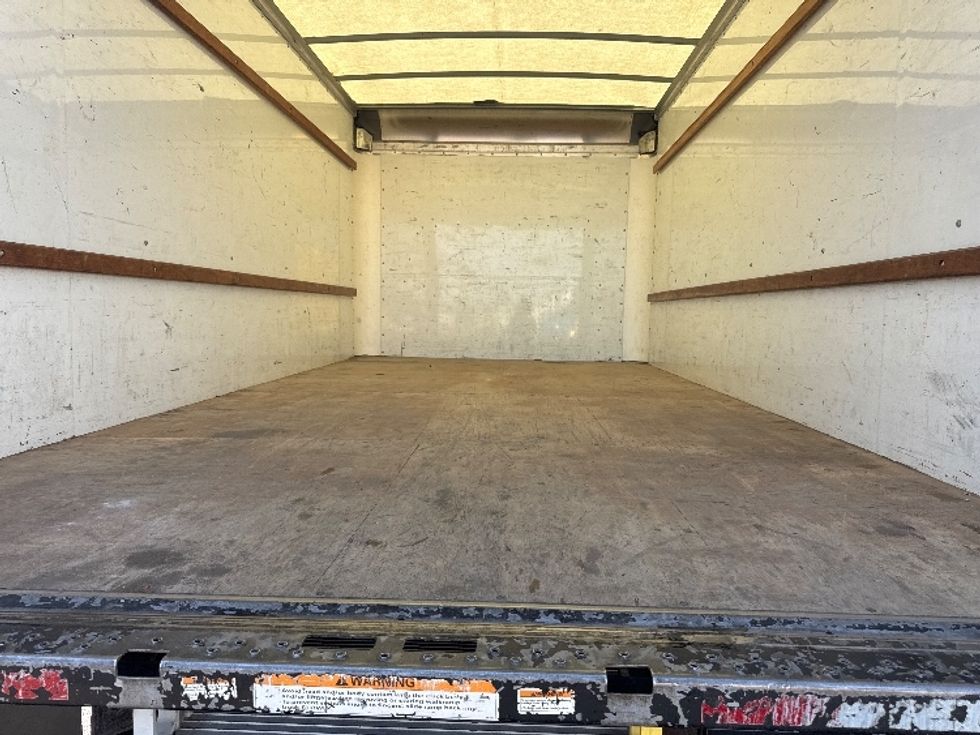 Light Duty Box Truck-Light and Medium Duty Trucks-GMC-2021-Savana G33903-El Paso-TX-100,678\n\t\tmiles-$ 28,750 - Image 9