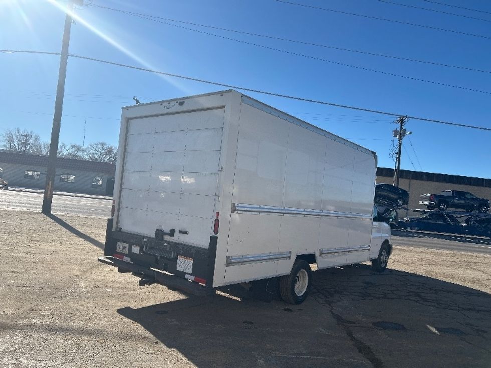 Light Duty Box Truck-Light and Medium Duty Trucks-GMC-2021-Savana G33903-El Paso-TX-105,588\n\t\tmiles-$ 30,250 - Image 10