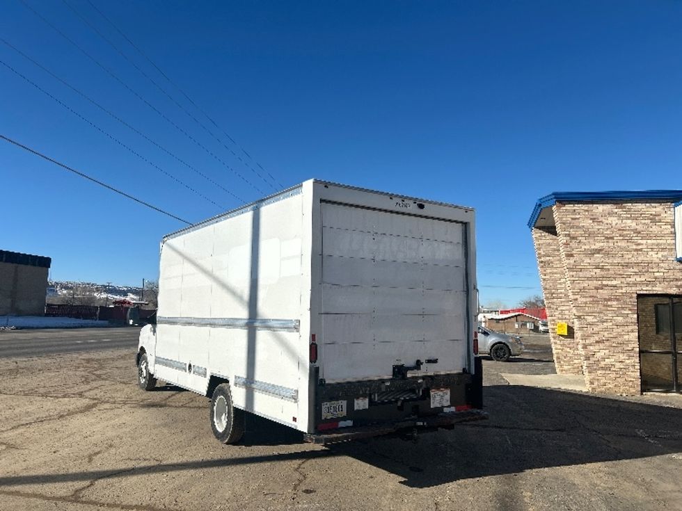 Light Duty Box Truck-Light and Medium Duty Trucks-GMC-2021-Savana G33903-El Paso-TX-105,588\n\t\tmiles-$ 30,250 - Image 4