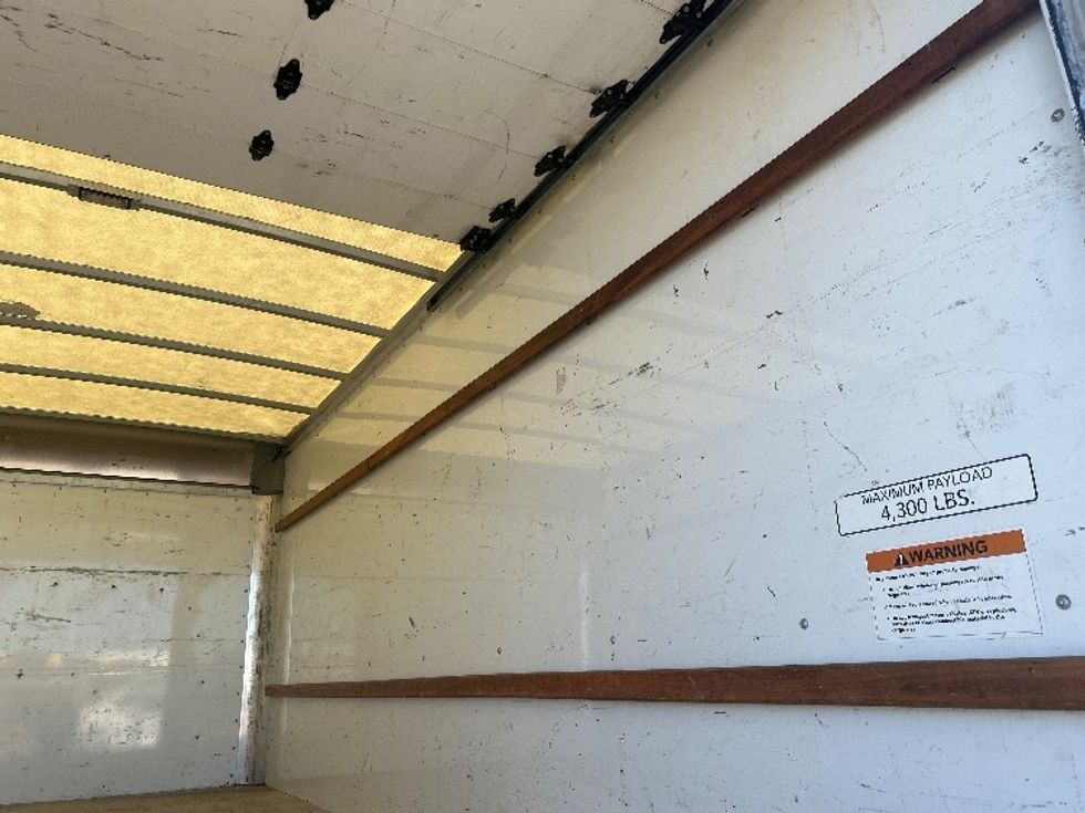 Light Duty Box Truck-Light and Medium Duty Trucks-GMC-2021-Savana G33903-El Paso-TX-105,588\n\t\tmiles-$ 30,250 - Image 9