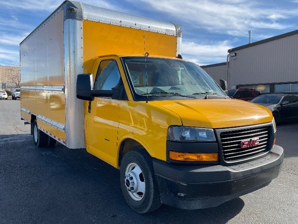Light Duty Box Truck-Light and Medium Duty Trucks-GMC-2021-Savana G33903-El Paso-TX-107,312\n\t\tmiles-$ 27,000 - Image 1