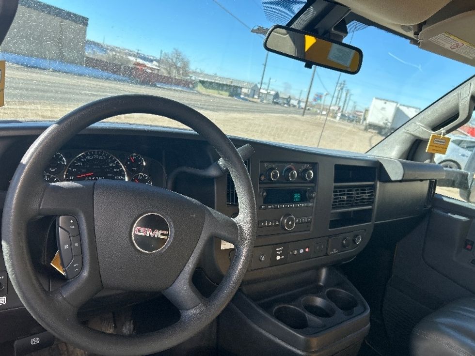 Light Duty Box Truck-Light and Medium Duty Trucks-GMC-2021-Savana G33903-El Paso-TX-107,312\n\t\tmiles-$ 27,000 - Image 16