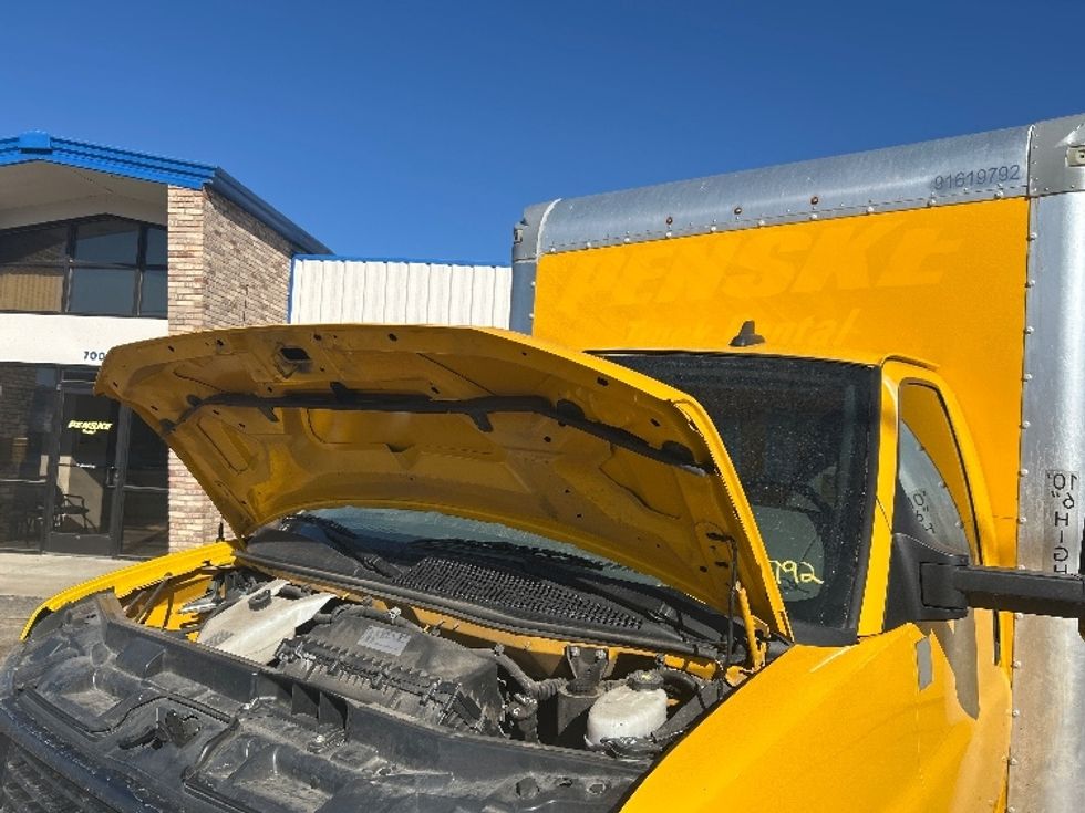 Light Duty Box Truck-Light and Medium Duty Trucks-GMC-2021-Savana G33903-El Paso-TX-107,312\n\t\tmiles-$ 27,000 - Image 21