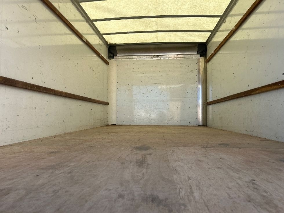 Light Duty Box Truck-Light and Medium Duty Trucks-GMC-2021-Savana G33903-El Paso-TX-107,312\n\t\tmiles-$ 27,000 - Image 9