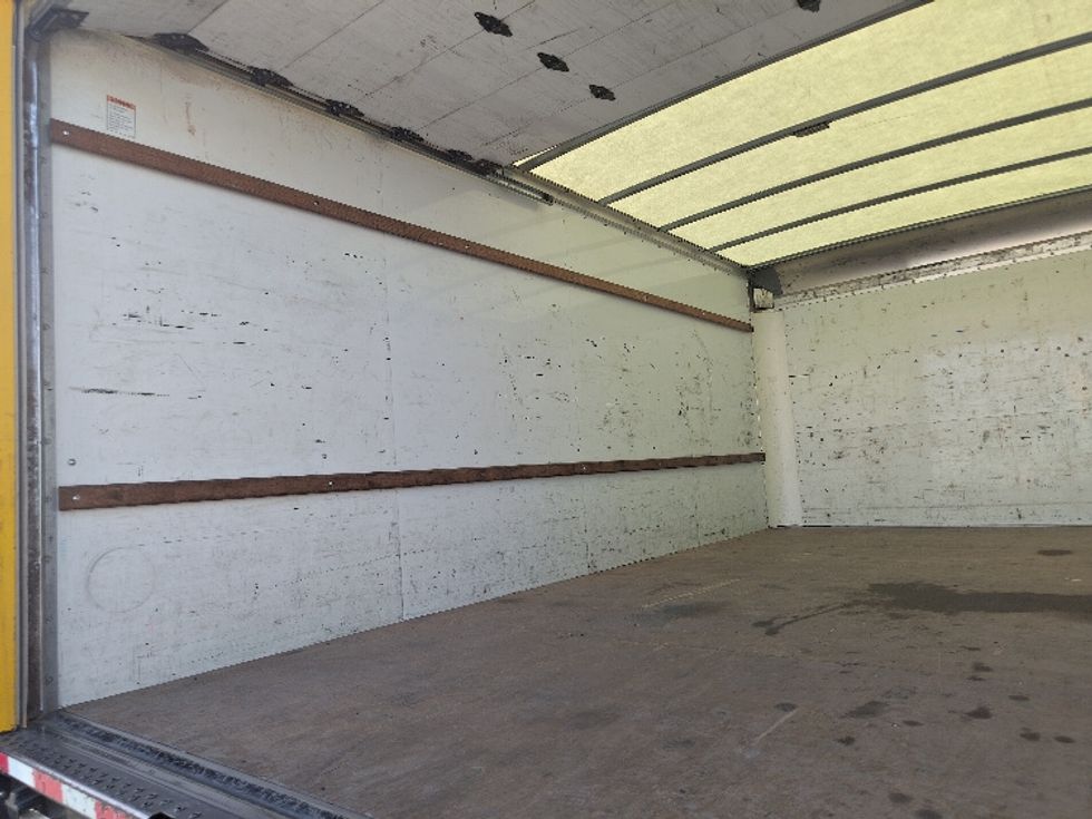 Light Duty Box Truck-Light and Medium Duty Trucks-GMC-2021-Savana G33903-El Paso-TX-109,107\n\t\tmiles-$ 26,750 - Image 10