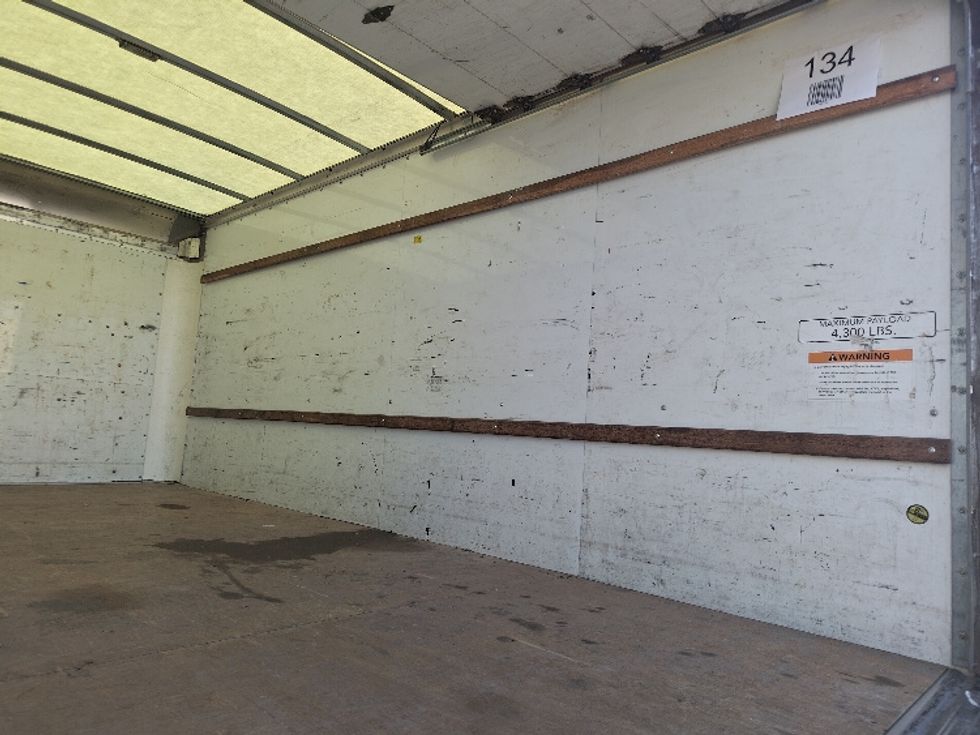 Light Duty Box Truck-Light and Medium Duty Trucks-GMC-2021-Savana G33903-El Paso-TX-109,107\n\t\tmiles-$ 26,750 - Image 11