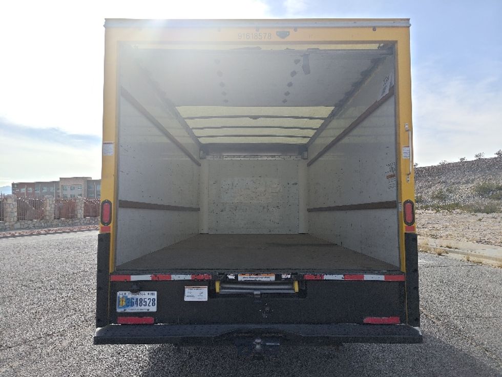 Light Duty Box Truck-Light and Medium Duty Trucks-GMC-2021-Savana G33903-El Paso-TX-109,107\n\t\tmiles-$ 26,750 - Image 8