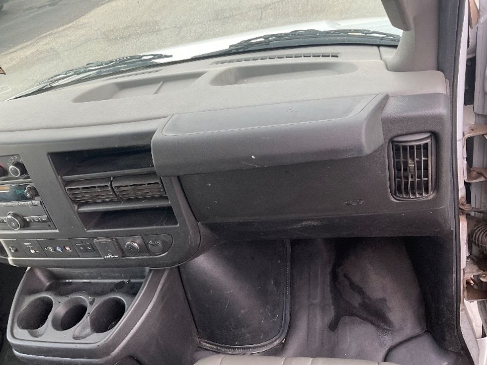 Light Duty Box Truck-Light and Medium Duty Trucks-GMC-2021-Savana G33903-El Paso-TX-123,047\n\t\tmiles-$ 28,250 - Image 15