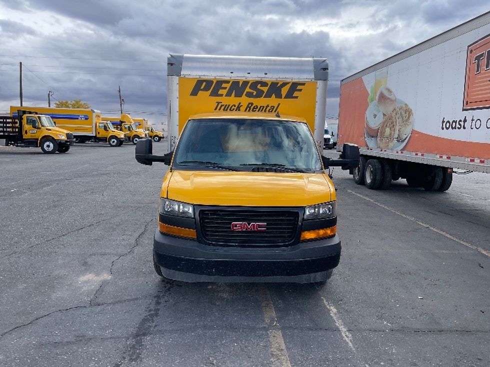 Light Duty Box Truck-Light and Medium Duty Trucks-GMC-2021-Savana G33903-El Paso-TX-149,877\n\t\tmiles-$ 10,000 - Image 2
