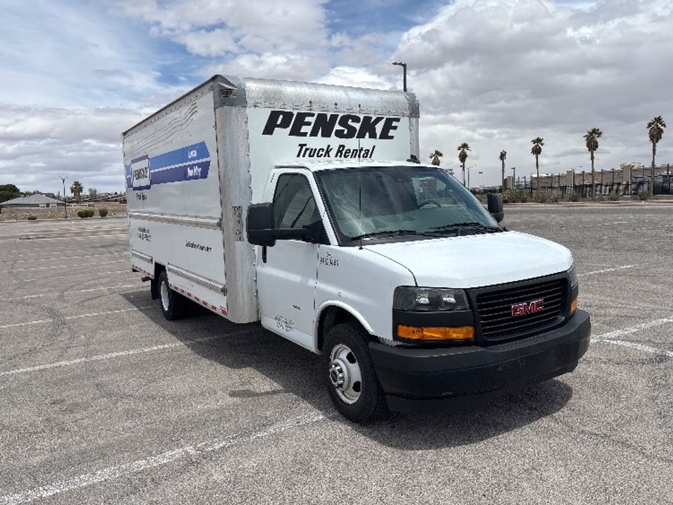 Light Duty Box Truck-Light and Medium Duty Trucks-GMC-2021-Savana G33903-El Paso-TX-81,478\n\t\tmiles-$ 30,500 - Image 1