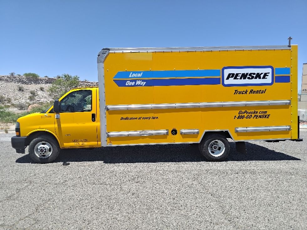 Light Duty Box Truck-Light and Medium Duty Trucks-GMC-2021-Savana G33903-El Paso-TX-93,756\n\t\tmiles-$ 27,750 - Image 4