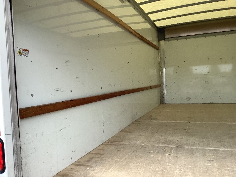 Light Duty Box Truck-Light and Medium Duty Trucks-GMC-2021-Savana G33903-Elizabethtown-KY-100,688\n\t\tmiles-$ 27,000 - Image 9