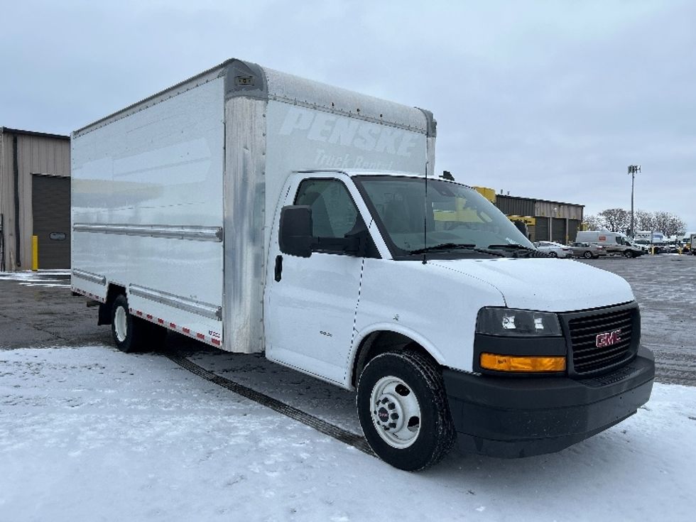 Light Duty Box Truck-Light and Medium Duty Trucks-GMC-2021-Savana G33903-Elkhart-IN-100,232\n\t\tmiles-$ 30,000 - Image 1