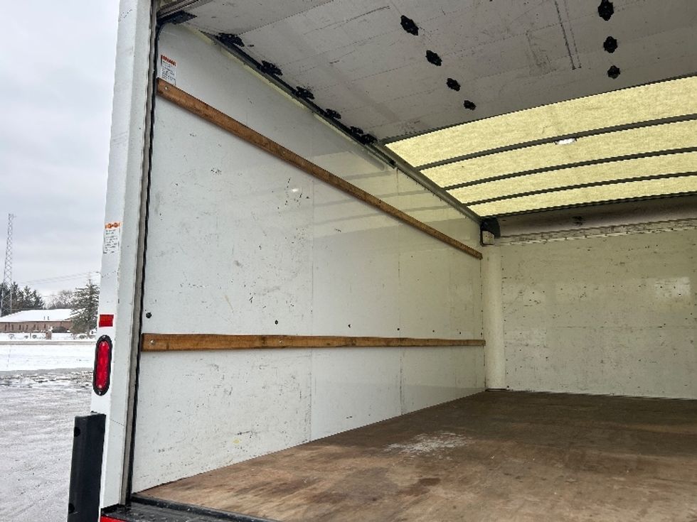 Light Duty Box Truck-Light and Medium Duty Trucks-GMC-2021-Savana G33903-Elkhart-IN-100,232\n\t\tmiles-$ 30,000 - Image 10