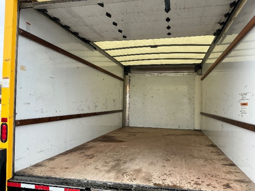 Light Duty Box Truck-Light and Medium Duty Trucks-GMC-2021-Savana G33903-Elkhart-IN-100,424\n\t\tmiles-$ 25,750 - Image 10