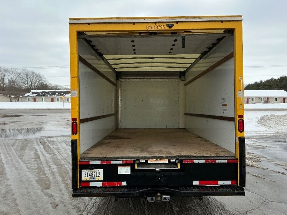 Light Duty Box Truck-Light and Medium Duty Trucks-GMC-2021-Savana G33903-Elkhart-IN-100,424\n\t\tmiles-$ 25,750 - Image 8