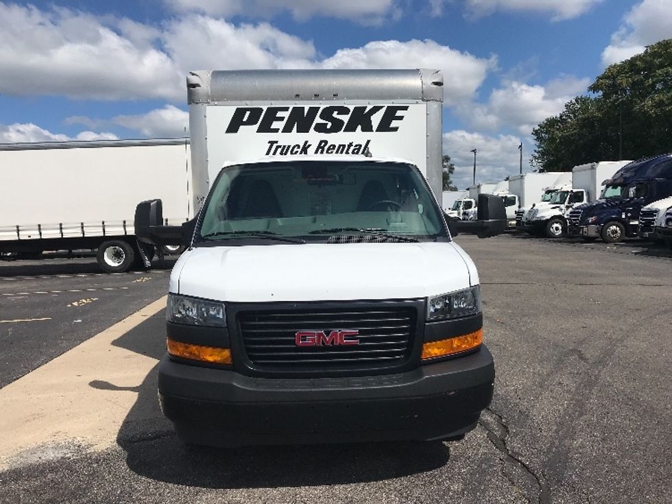 Light Duty Box Truck-Light and Medium Duty Trucks-GMC-2021-Savana G33903-Elkhart-IN-62,479\n\t\tmiles-$ 40,500 - Image 2