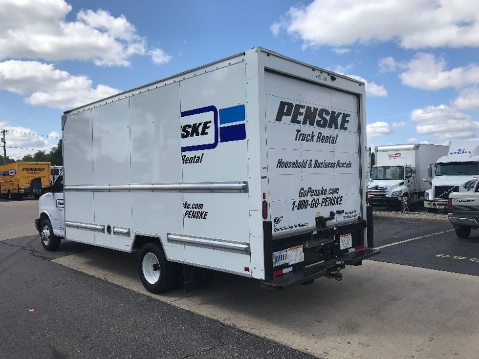 Light Duty Box Truck-Light and Medium Duty Trucks-GMC-2021-Savana G33903-Elkhart-IN-62,479\n\t\tmiles-$ 40,500 - Image 6