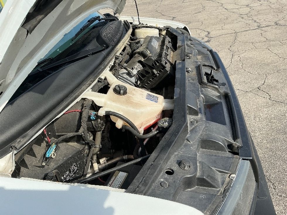 Light Duty Box Truck-Light and Medium Duty Trucks-GMC-2021-Savana G33903-Elkhart-IN-79,879\n\t\tmiles-$ 30,750 - Image 22