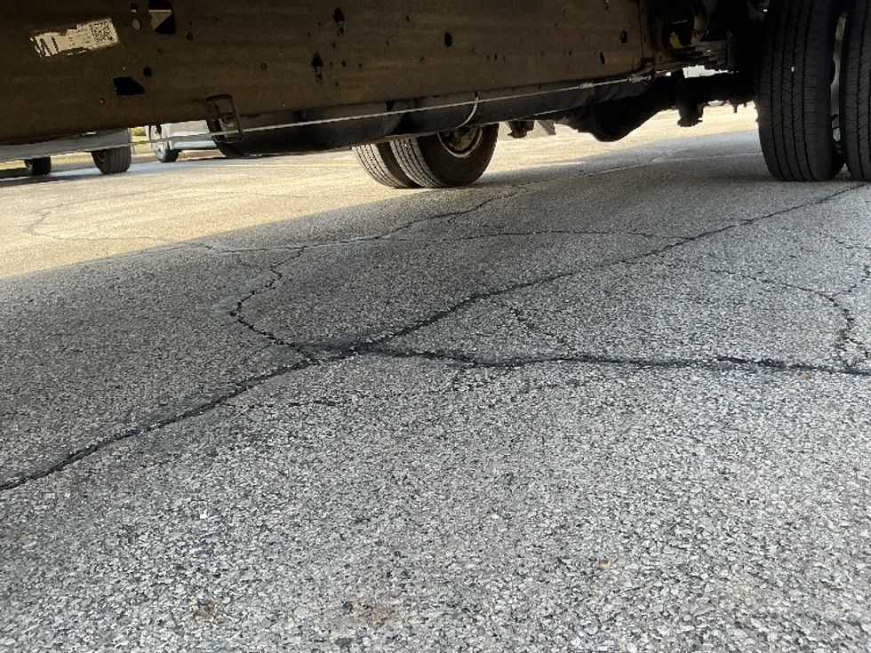 Light Duty Box Truck-Light and Medium Duty Trucks-GMC-2021-Savana G33903-Elkhart-IN-79,879\n\t\tmiles-$ 30,750 - Image 5