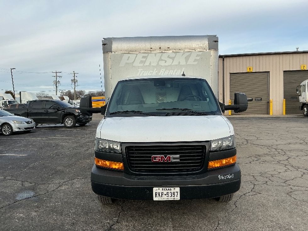 Light Duty Box Truck-Light and Medium Duty Trucks-GMC-2021-Savana G33903-Elkhart-IN-92,418\n\t\tmiles-$ 29,500 - Image 2